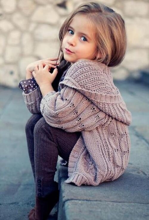My mommy is @Dead_Girl_Liz  and my daddy is @CarlGrimes_145 I'm only 4. (TWD RP)(NOT AMC) my bubby is @BenGrimes_TWD