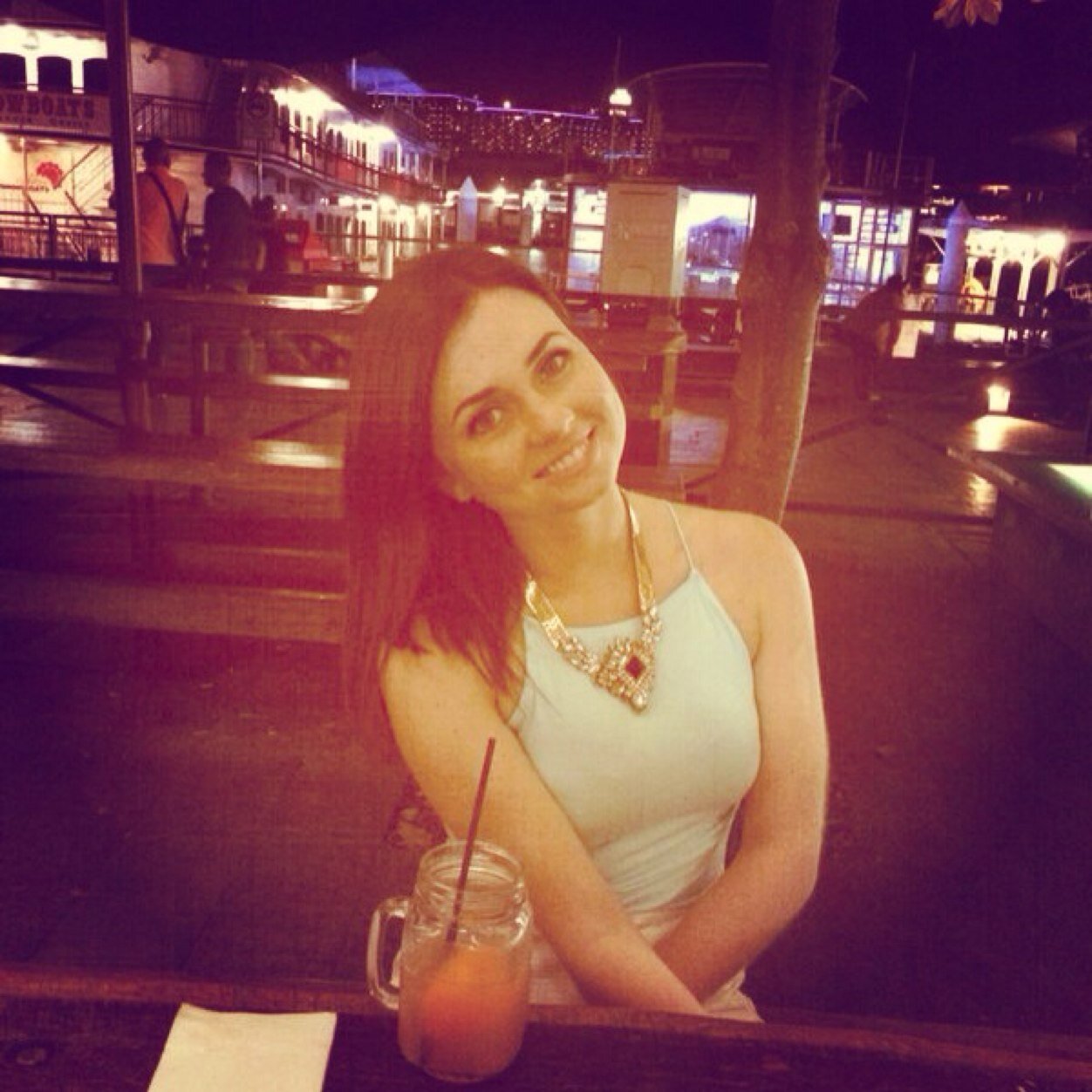 maggieflower_'s profile picture. Do what makes you happy.