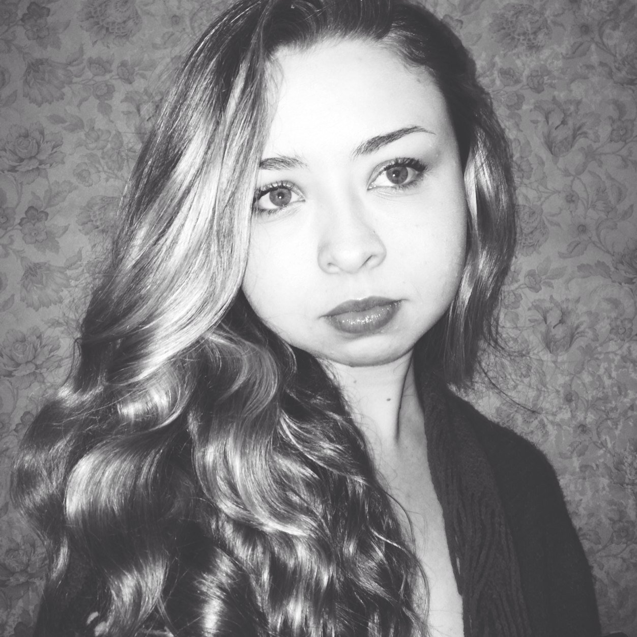 Photo major, fashion enthusiast, Disney aficionado, and generally silly human being with big dreams.