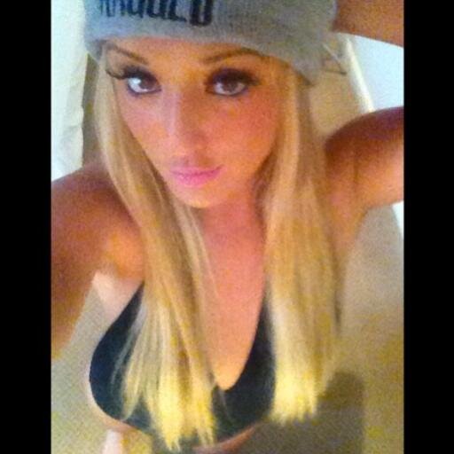 Charlotte Crosby || 20 || acchiappa cazzi || scopamica ||                                                                                in your bad or mine