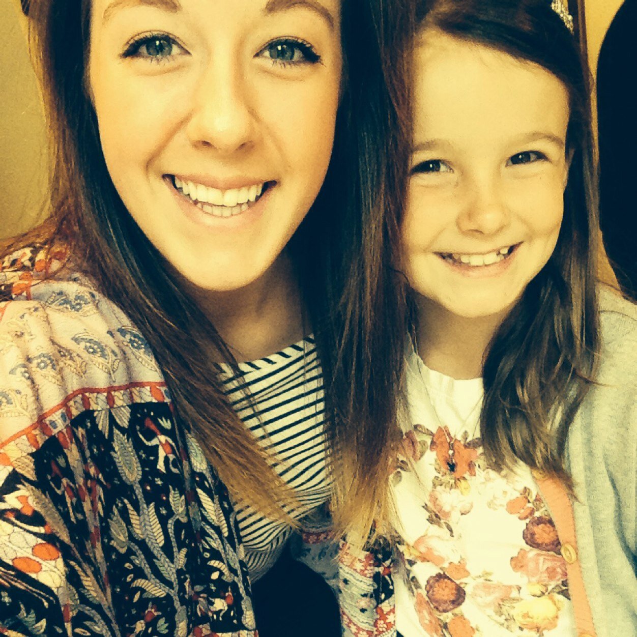 scarliicureton's profile picture. 