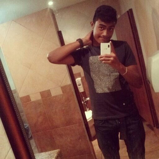 ツ PTY ♥ I Love Soccer ♥
15 years ♥
ask:http://t.co/R8jPBg2d0Y