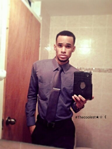 J_supernova's profile picture. #Sagittarius ✌✌ #TeamJamaica  The future belongs to those who believe in the beauty of their dreams. - Eleanor Roosevelt Kik: Jay_Enuh