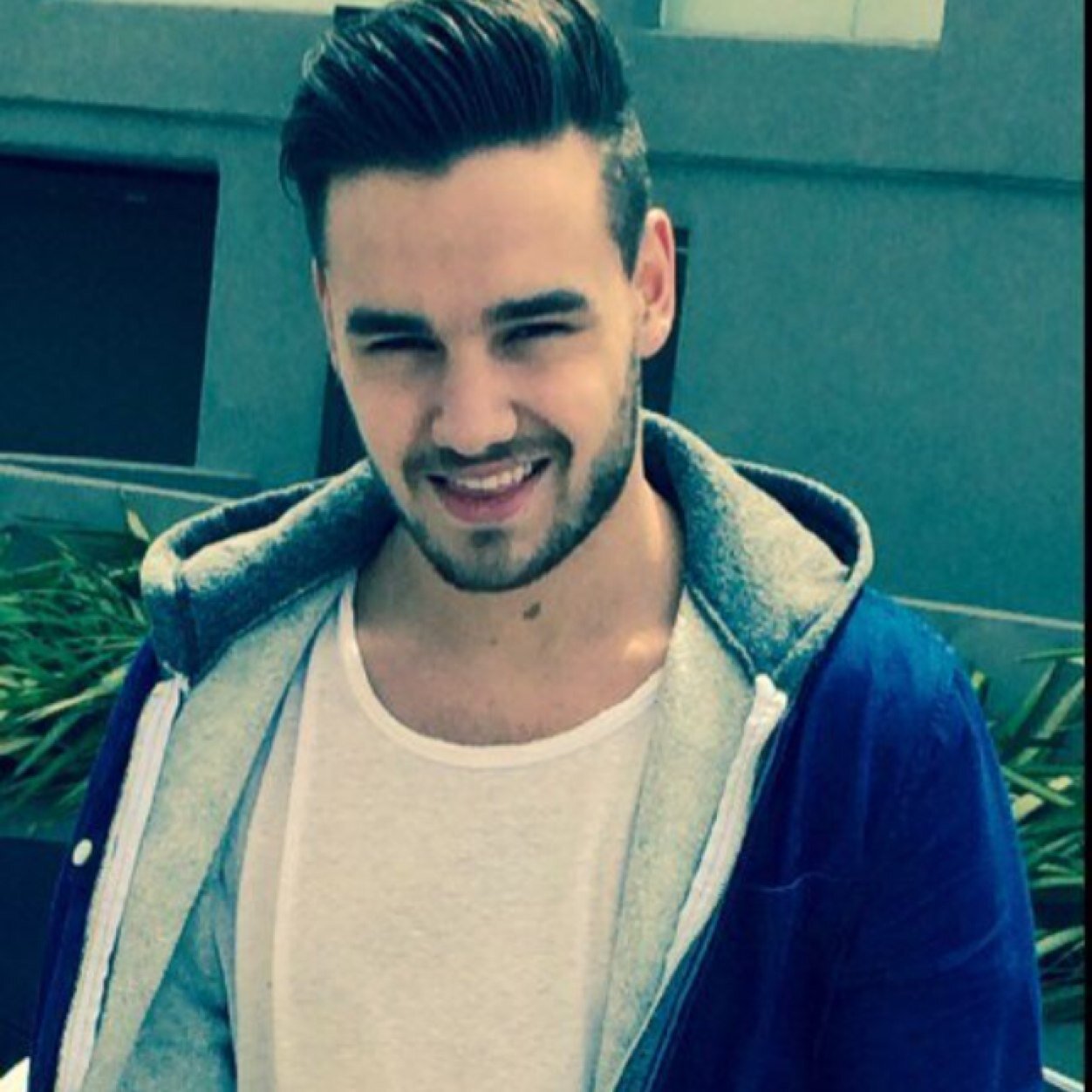 Follow @superrliamm