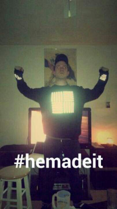 stephencorona's profile picture. BLOW REDS SLANG BREADS