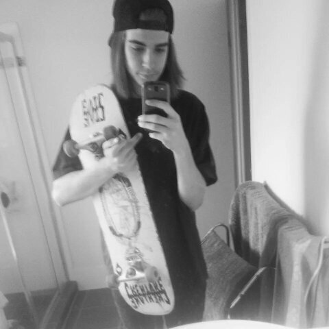 Giodriehoek's profile picture. !@#$&*% is de voorloper van asdfghjkl