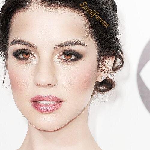 LoyalFervour's profile picture. Derek gave up his Alpha status for me, I think. I can't remember anything from before I got hurt and it's driving me crazy. [#TeenWolf AU MP]