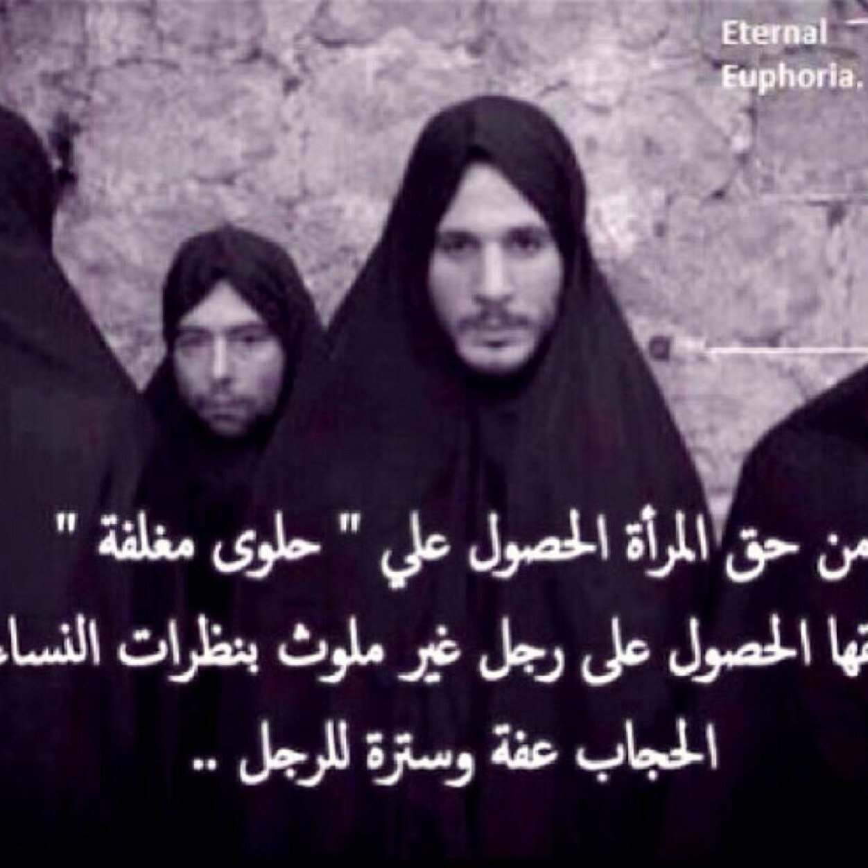 يارب اهلي وزوجي اغلى ما املك فحفظهم بحفظك .. واجعل يومي قبل يومهم يارب العالمين ..* مآتت أمي فمآت طعم الحياه بقلبي *