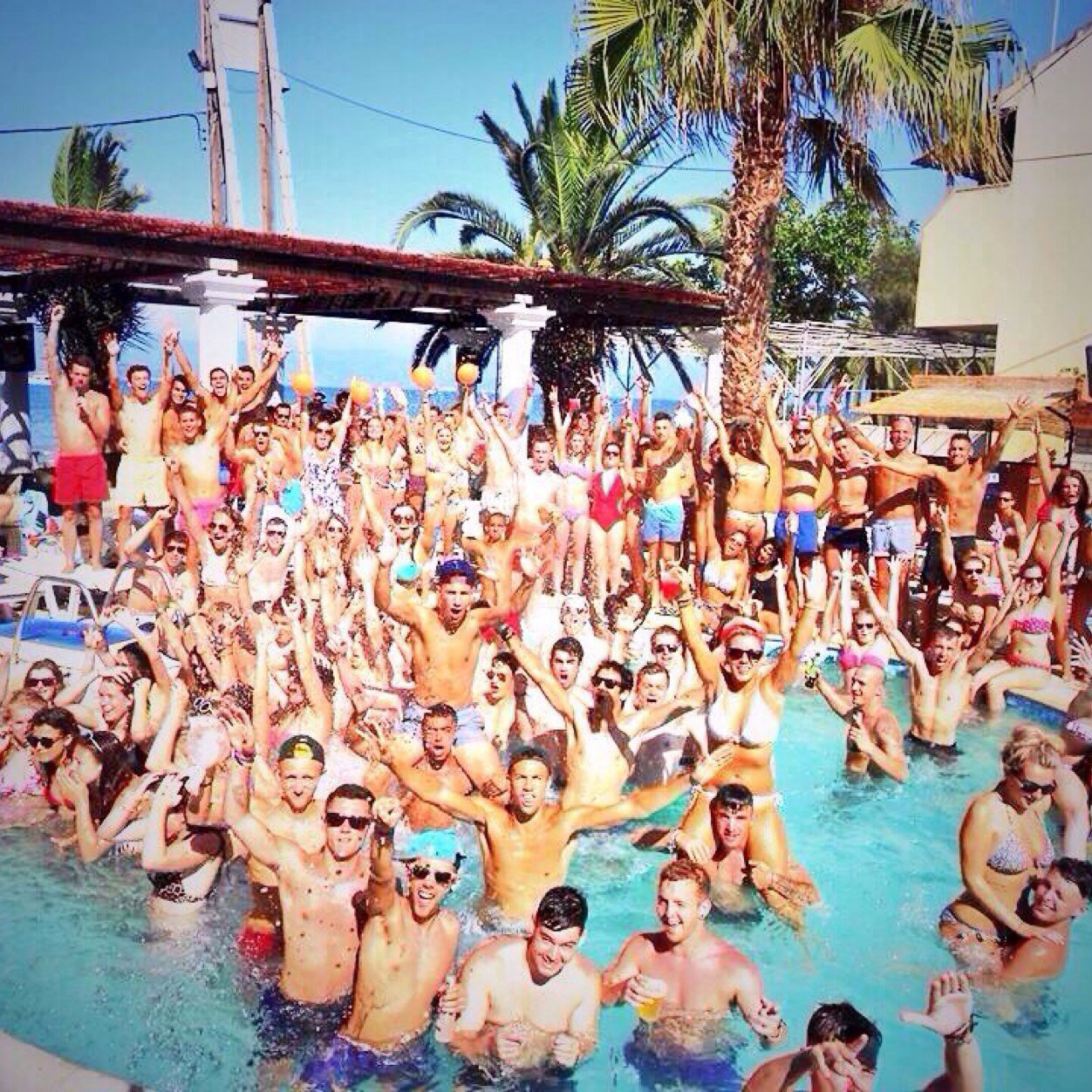 Official account for Quayside Village in Kavos. Summer 2022 is going to be big! Biggest pool parties in Kavos every Tuesday and Friday completely FREE! #Kavos22