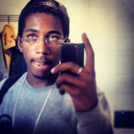 #Compton #BBG ~ Moudrè ~ #CrazyDopeBoy  ~ Work & Smoke les #WeedEnd .... I See You But U Can't See Me ;) Insta: ricocdb
