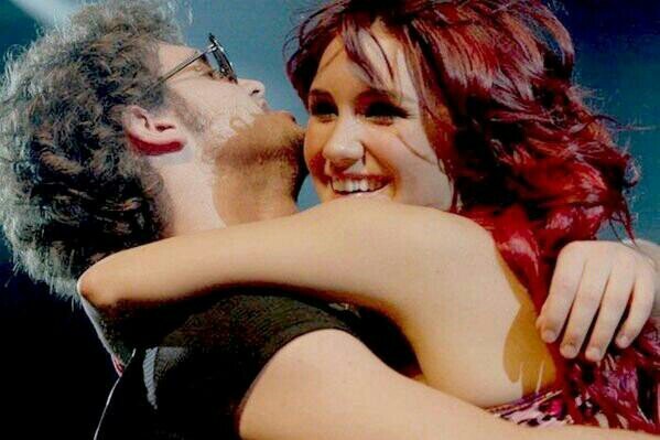 ★ Fan de @DulceMaria y @christopheruck = VONDY  ❤