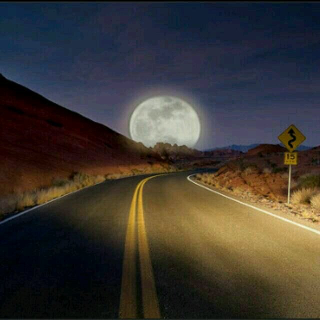 كل ماطاحت من عيوني وجيه . جيت كني صوت حيى على الفﻻح