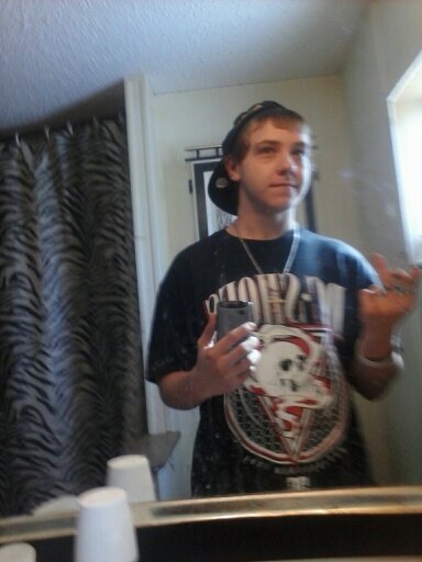 skate , work at sparkys cafe , chill with friends  #420 #gotthatloud