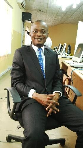 kalmax757's profile picture. 