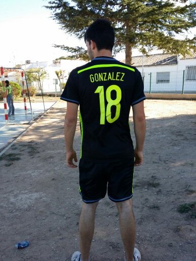 ellos me dijeron que no podía, yo no les salude desde la cima. Mientras tu duermes yo mejoro.     Entrena, sufre, mejora...