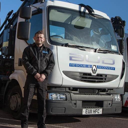Rescue and Recovery company, 60 minute response time anywhere in London, call us now on  020 8868 9988