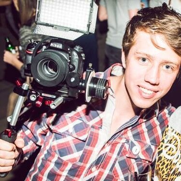 Photographer, Videographer, Eventplanner, Entrepreneur