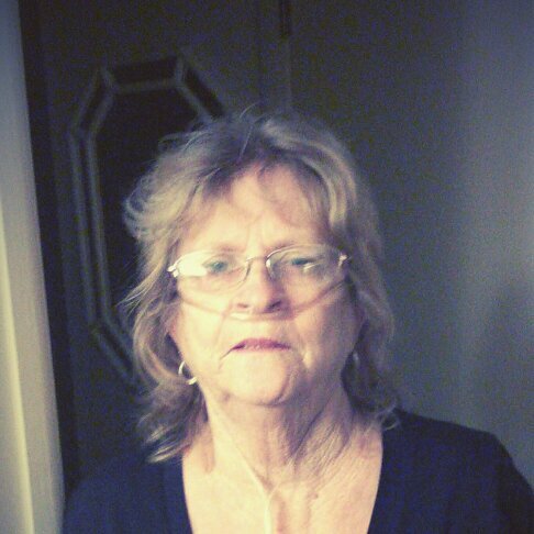 i am 69 and a housewife i like to do a lot of small hobbys