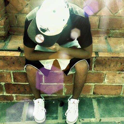 Cantautor http://t.co/TKMZoKsW9k