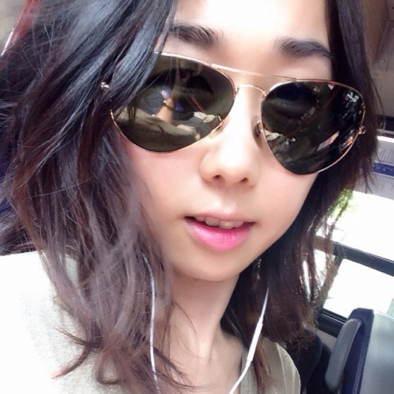 은하계상속녀.골라먹는재미가있는나이.편식대마왕.아직여전히소녀감성.일반인K양.그리고겨우베이글녀.맞팔시DM발송부탁혹은권유또는강요하는그런스타일.소소한 일상트윗만 선팔시 맞팔감.