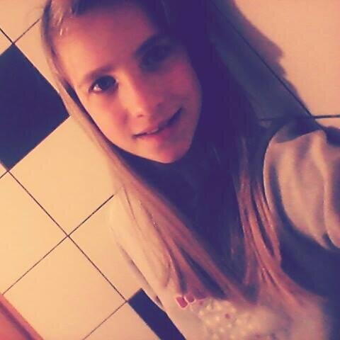 anikaXD1's profile picture. 