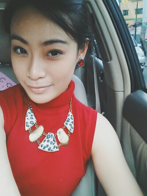 Instagram : yurikonggo
Path : Yuriko Onggo ♥