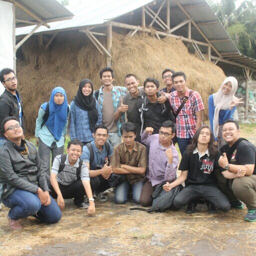 Assalamu'alaikum
We Are CERDIK Class from International Program Industrial Engineering Universitas Islam Indonesia 2012 #SOLIDARITASTANPABATAS