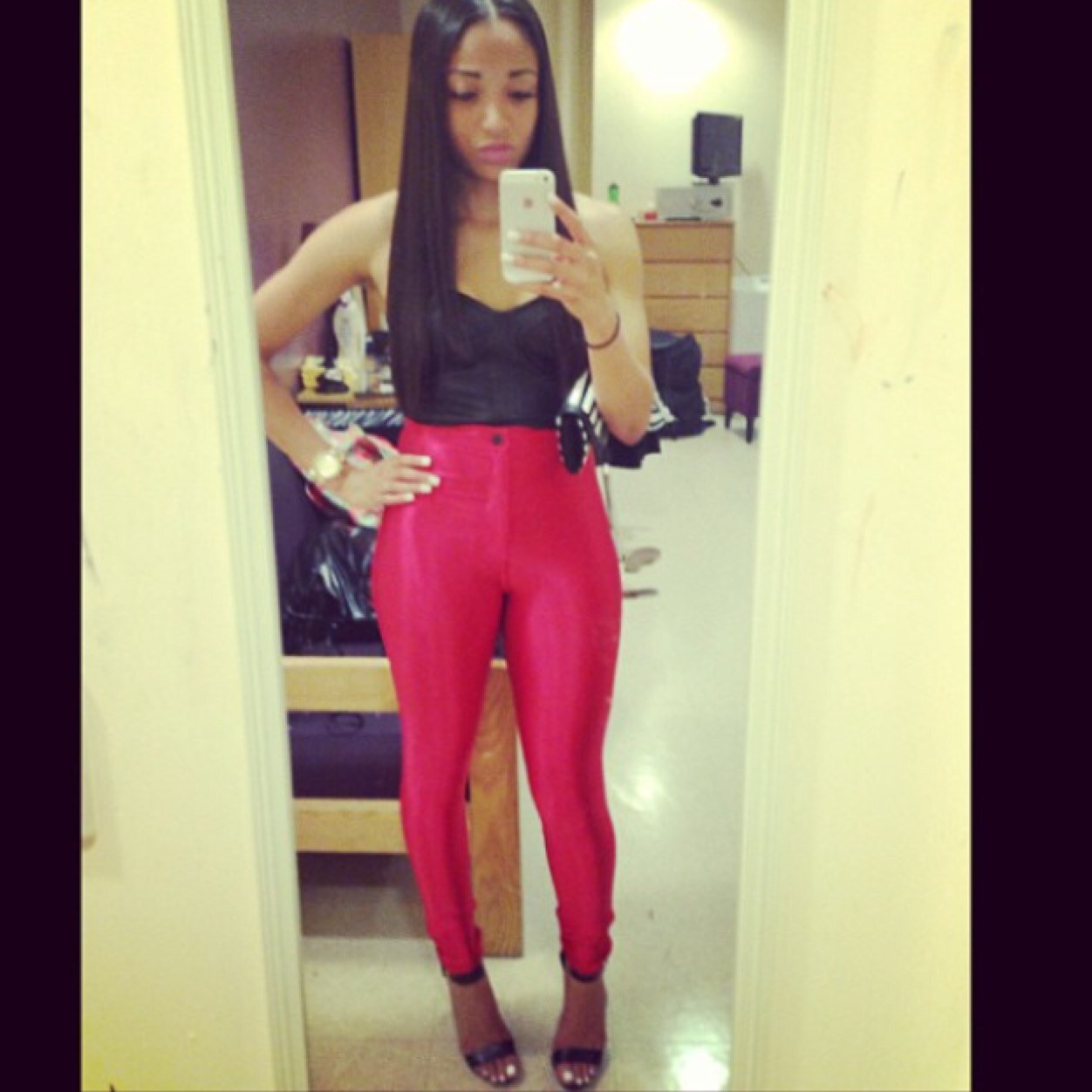 _Elena19's profile picture. success bound
  theee end!