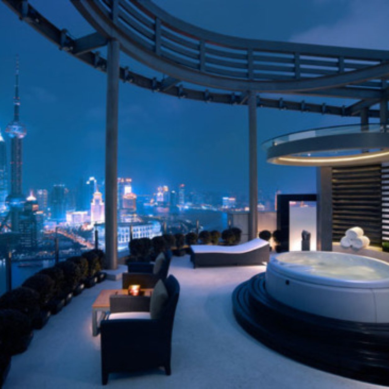 Everyone needs a getaway sometimes, join as your favourite celebrity!