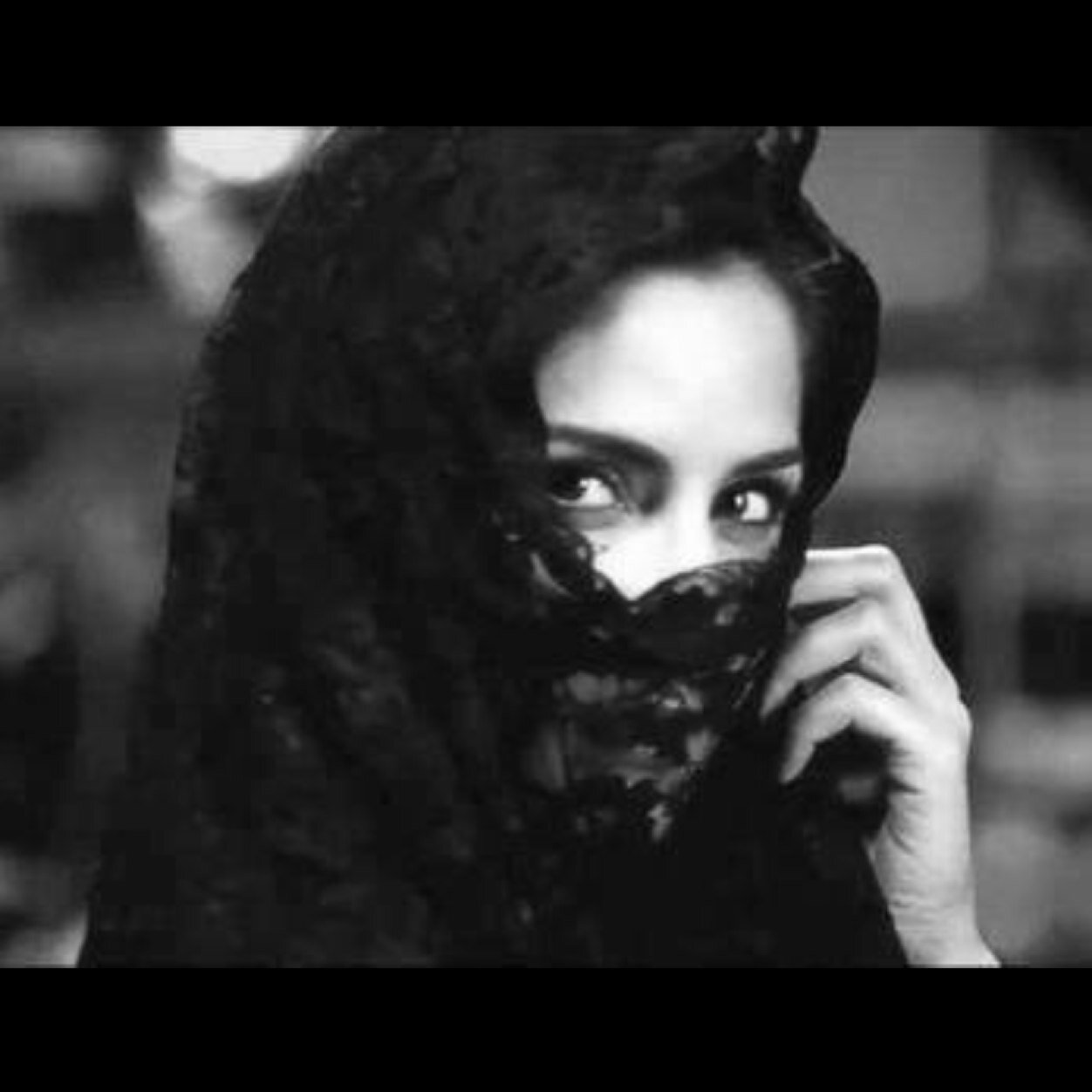 احب اتكلم و اضحك كثير،نفسية،عاقلة و مجنونة ♋️ برجي السرطان،انولدت يوم ٤/١٣هـ/٧/١٥م،احل مشاكل الناس بس ،#جيش_الاتحاديات#انا_٣٣٠،اجيب العافية،#الاتحاد_عمكم