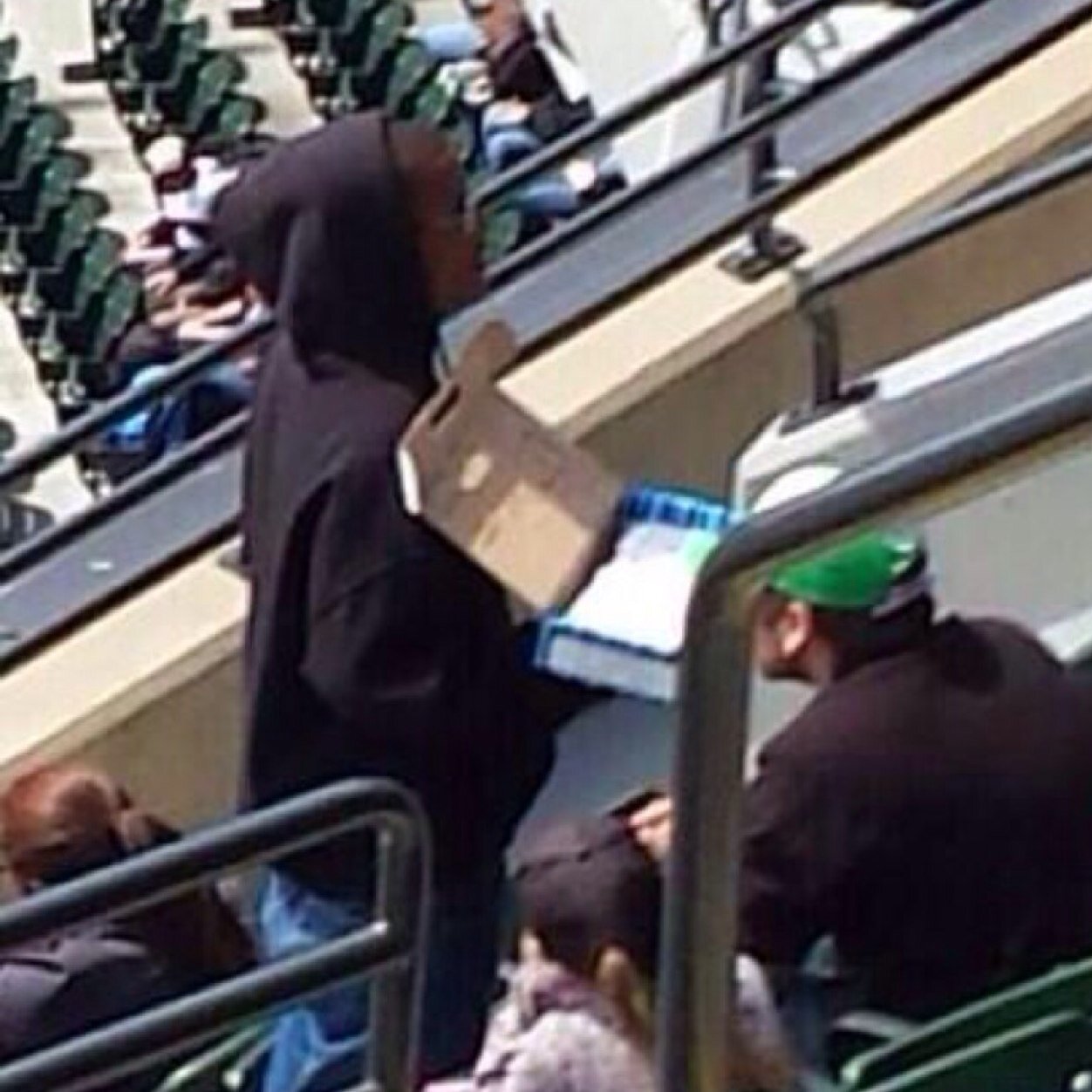 ChicagoVendors's profile picture. Ho the Hotdog Lady Memorial Chicago Vendor Feed.  Send us photos and stories of your favorite Chicago Vendors.  Weekly RT contests to decide our profile pic.