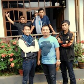 DarmawanDidi's profile picture. Kejujuran adalah hal ♈ǝлƍ terpenting dalam hal apapun