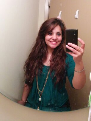 English grad student. In my free time I love blogging; check it out! http://t.co/ltjMrfD3