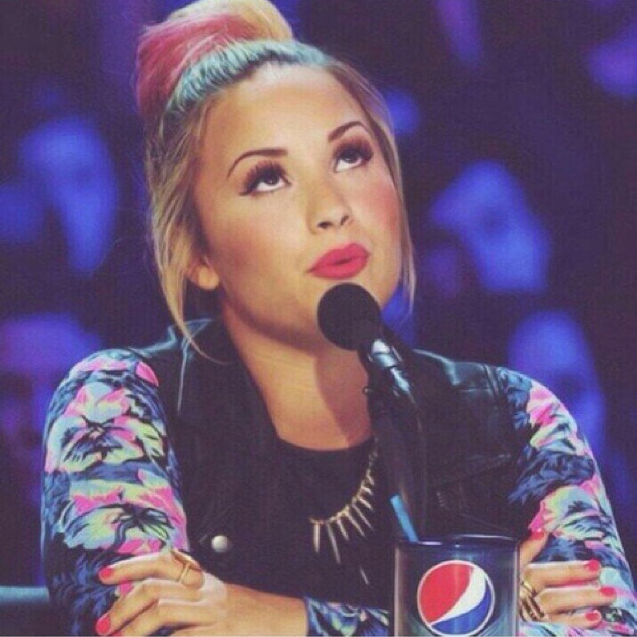 Follow @DemiNederland for Demi Lovato updates & tweets in Dutch