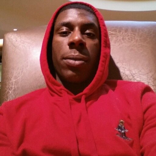 single,20, south 6oy,proud father to my 1year old son, add me on fb: Snapp Polo, IG: snapp_dagod
