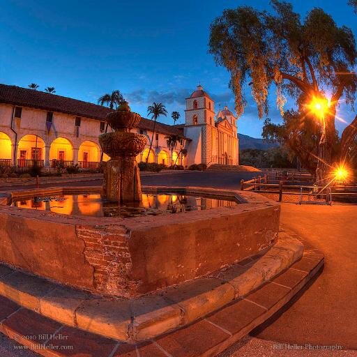Professional Photographer specializing in architecture, food and the beauty of the West Coast.