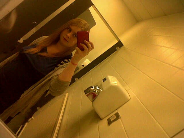 abbilouise18's profile picture. 