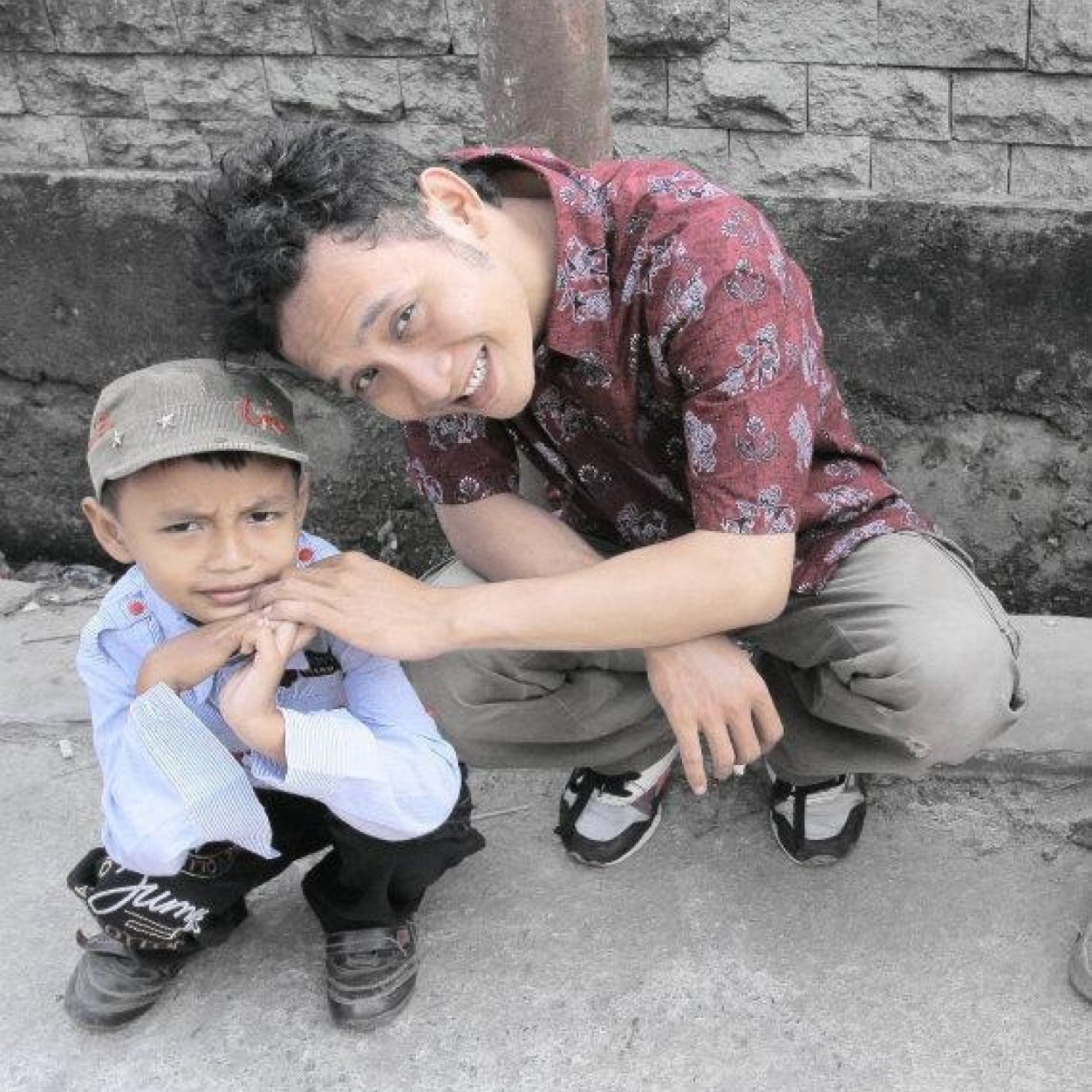 Bahagia itu mudah :D tinggal bakar :D