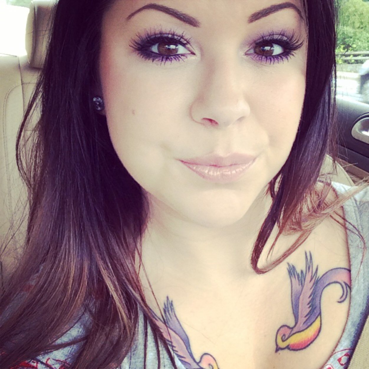 hellacalii's profile picture. I'm awesome