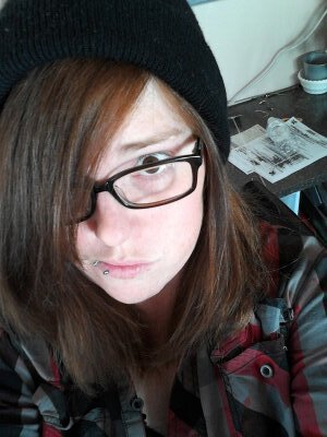 KryssAKATwitch's profile picture. music-lover, semi-dorky, fun-loving, shy, walking contradiction at times