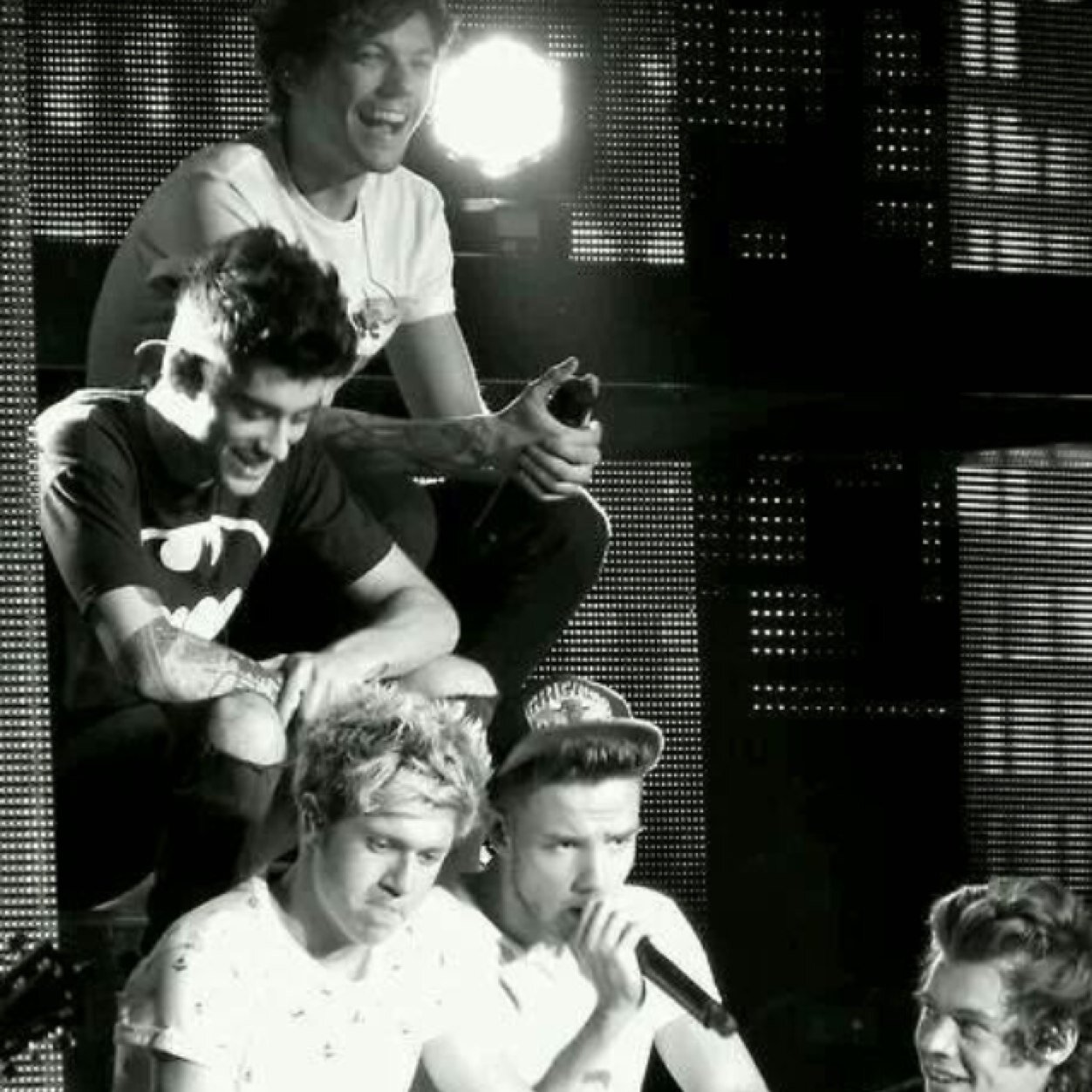 iadoreneil's profile picture. 