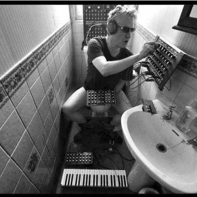 DJ compositeur #Housemusic #myclubbingstore
