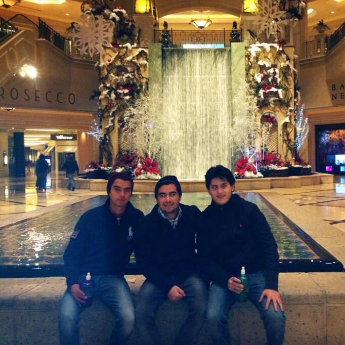 moy_ramor's profile picture. 