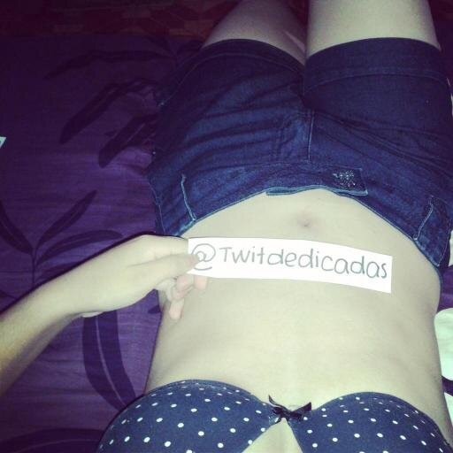 La cuenta màs SEXY del PY aca subimos dedicadas a tuiteros TOTALMENTE ANONIMO envia tu foto con el papelito y el nombre a twitdedicadas@outlook.com