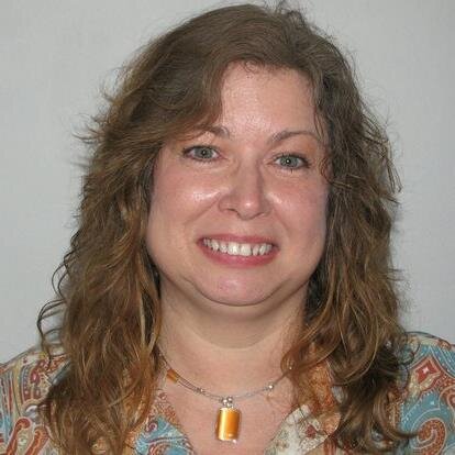 ArtfulLife's profile picture. Nature & animal lover, gardener, & #homesteading enthusiast. Enjoy campfire cooking, growing medicinal #herbs, #wildcrafting & rural country life. ♥ my pets.