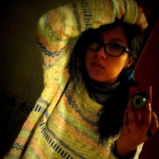 El alma que puede hablar con los ojos, también puede besar con la mirada.