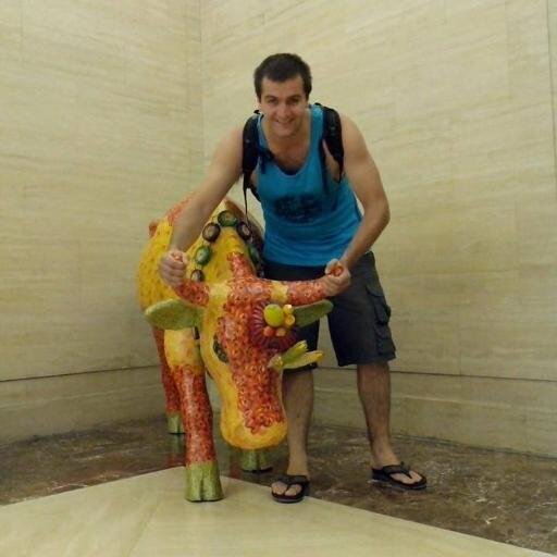 Que nuestros esfuerzos desafíen las imposibilidades // Product Design Engineer &  AgroFree Owner