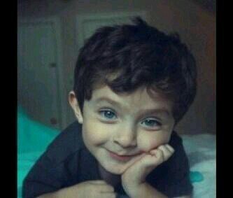 ‏‏‏‏لاإله إلا الله وحده لا شريك له له الملك وله الحمد وهو علی كل شيئا قدير