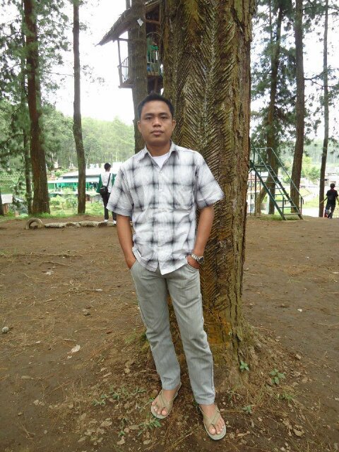 dery_wiranata's profile picture. 