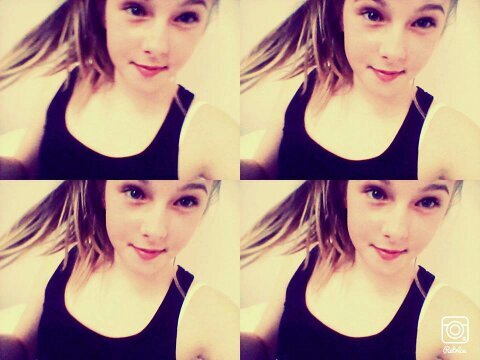 I am Slovak Belieber and little Mahomie..:33 Love u Justin &Austin..:3